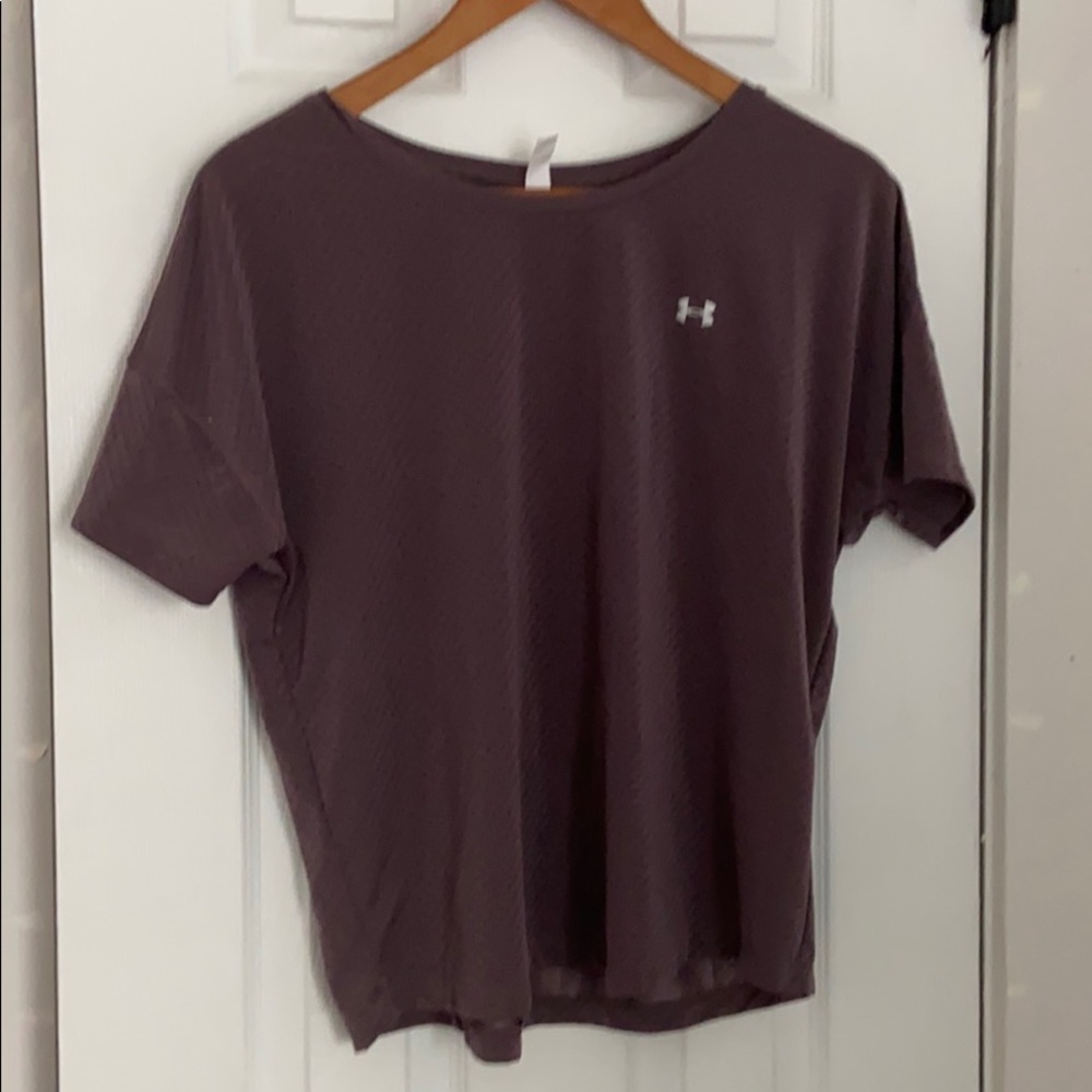 Under Armor top